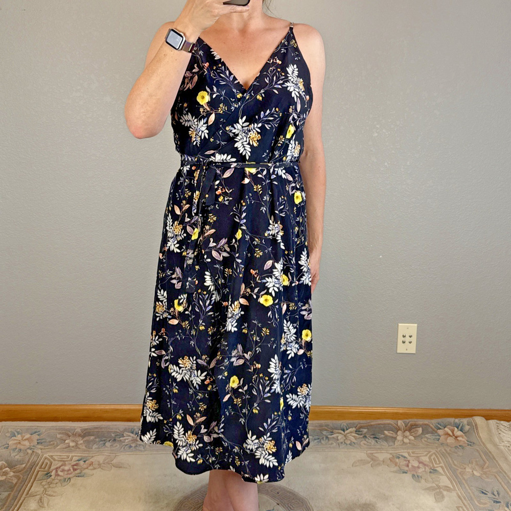 Amour Vert Varden Sleeveless Wrap Midi Dress Size L Black Floral Washable Silk